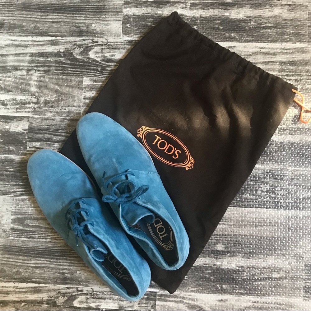 SOLD- Tod’s suede lace-up dress shoes US6.5